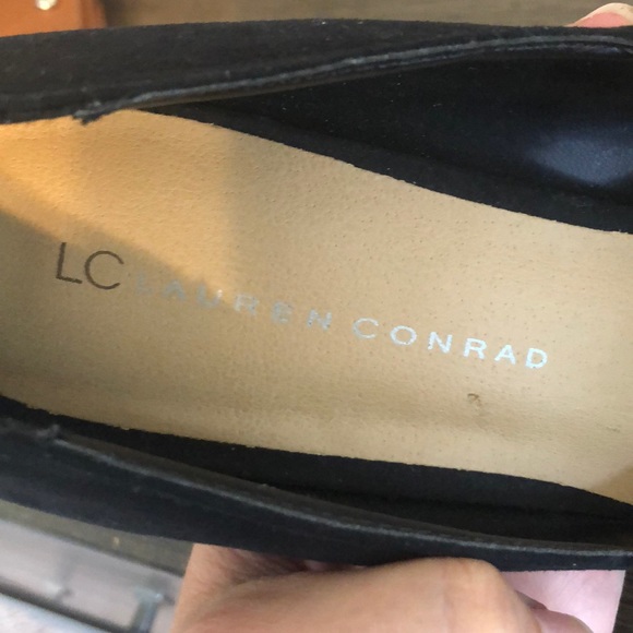 Black heels - Picture 2 of 2